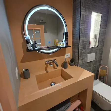 Nio Planet Golem, Durres * Golem (Tirana)