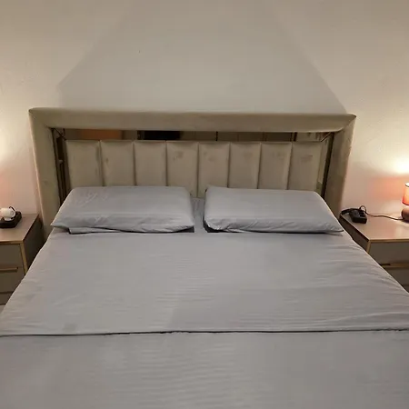 Nio Planet Golem, Durres * Golem (Tirana)