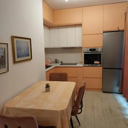 Nio Planet Golem, Durres * Golem (Tirana)