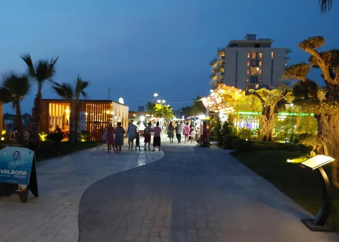 Nio Planet Golem, Durres Ferienhaus *