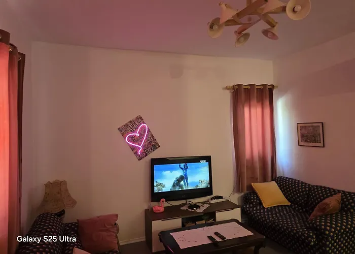 Nio Planet Golem, Durres Vakantiehuis