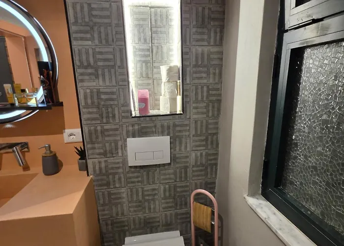 Nio Planet Golem, Durres Ferienhaus Golem (Tirana)